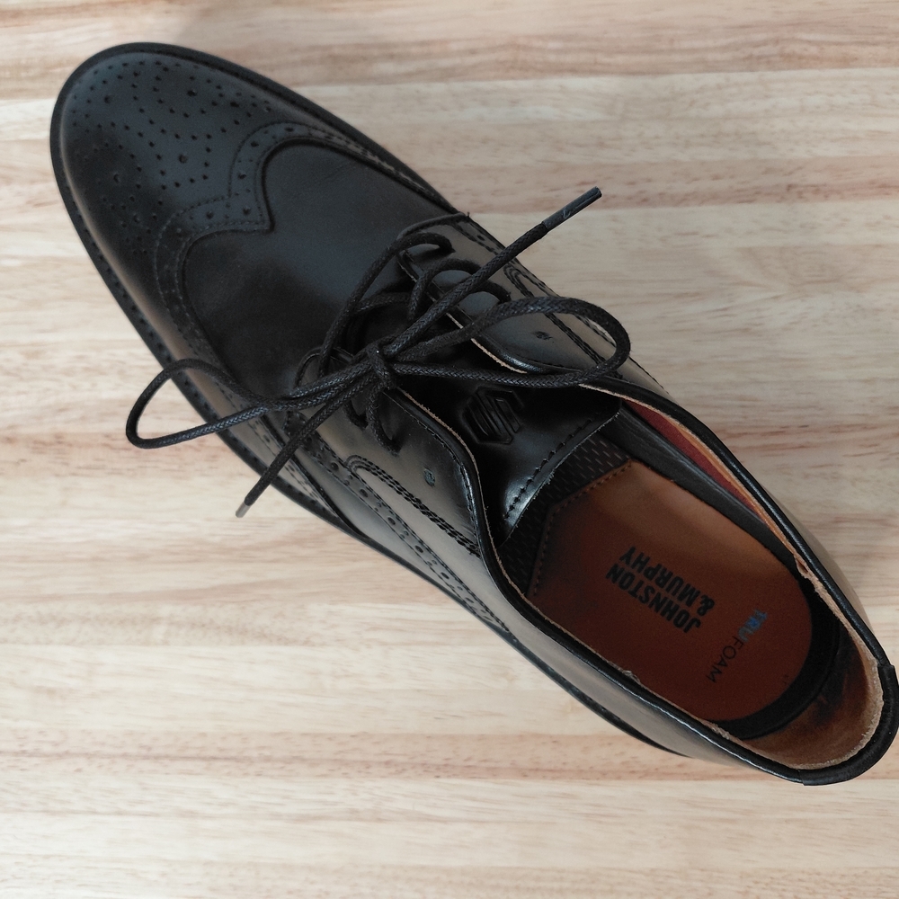 Johnston & Murphy Black Leather Men's Dress Shoes - Picture 6 of 7